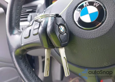 2004 BMW 325 Ci from USA, damaged, VIN WBABW33434PG98463